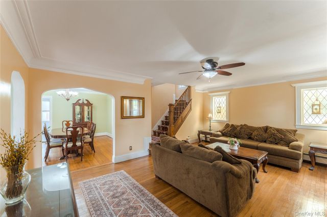 2258 2nd Street, East Meadow, NY 11554