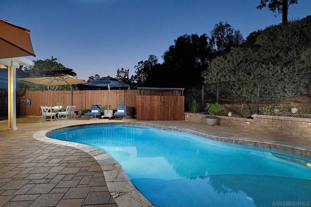Image 3 of property listing at 9176 Truman St, San Diego, CA 92129