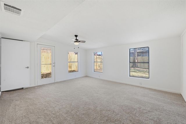 2879 Elsinor Drive, Fort Worth, TX 76116