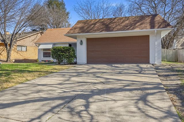 2879 Elsinor Drive, Fort Worth, TX 76116