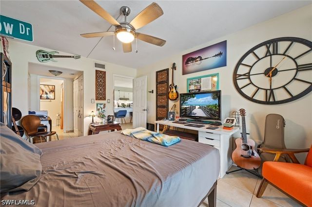 4300 Gulfstream DR 1C, Naples, FL 34112