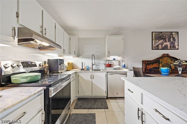 4300 Gulfstream DR 1C, Naples, FL 34112