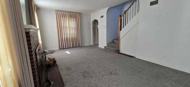 8341 N Osceola Avenue, Niles, IL 60714