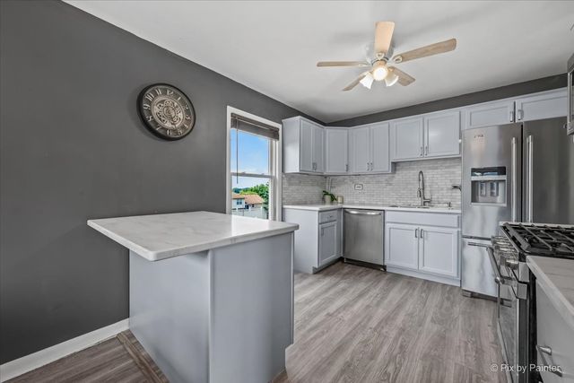 20558 S Graceland Lane, Frankfort, IL 60423
