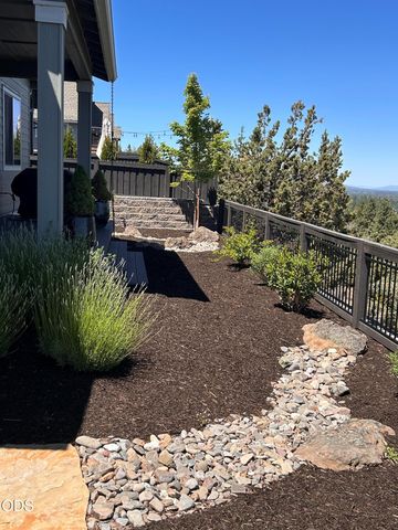 3038 NW Butte View Drive, Bend, OR 97703