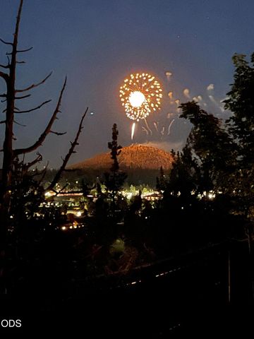 3038 NW Butte View Drive, Bend, OR 97703
