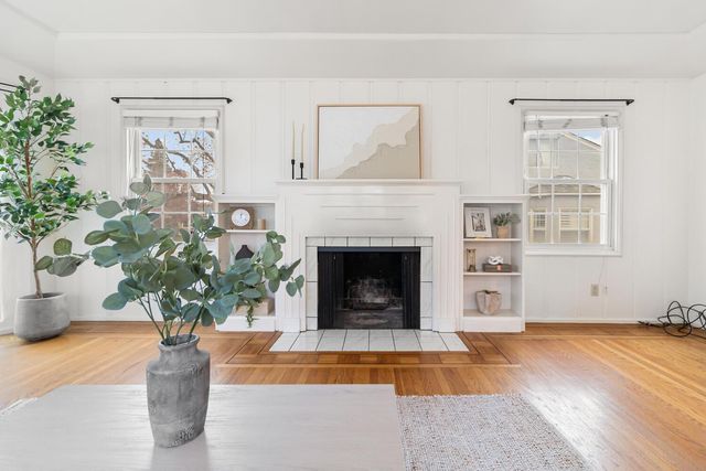 1929 7th Ave, Sacramento, CA 95818