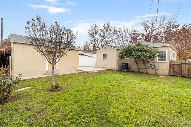 1929 7th Ave, Sacramento, CA 95818