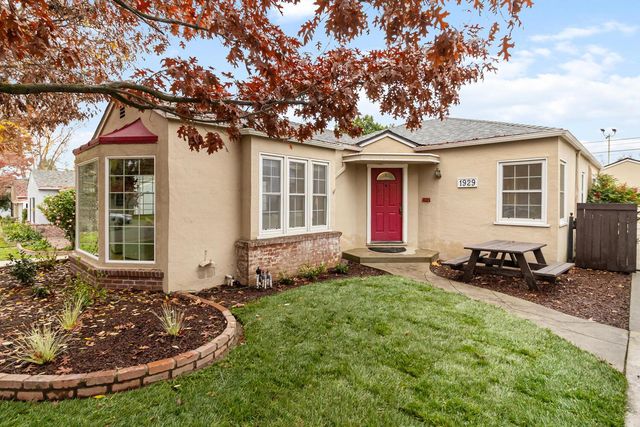 1929 7th Ave, Sacramento, CA 95818