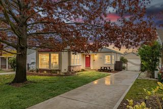 1929 7th Ave, Sacramento, CA 95818