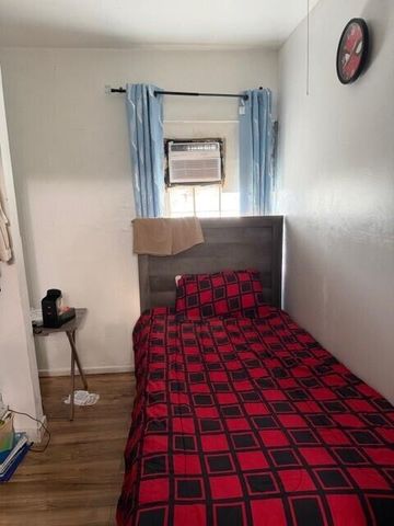 2711 NW 169 Terrace, Miami Gardens, FL 33056