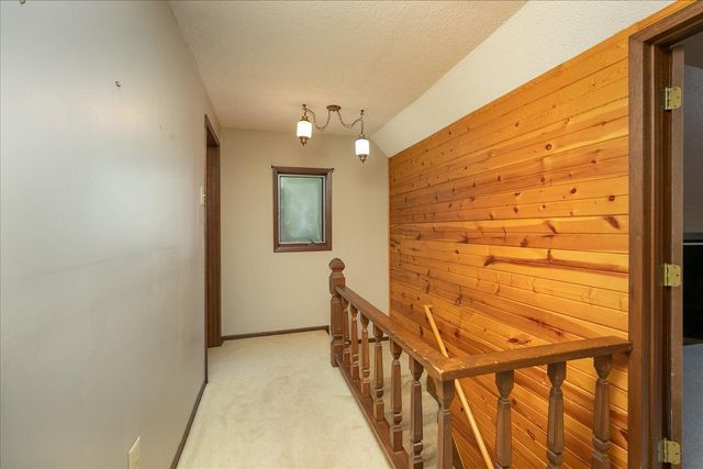 105 4th St NW, Kasson, MN 55944