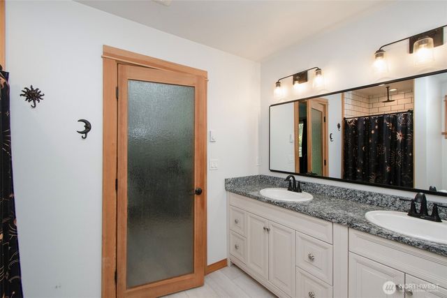 10 Gretas Place, Sequim, WA 98382