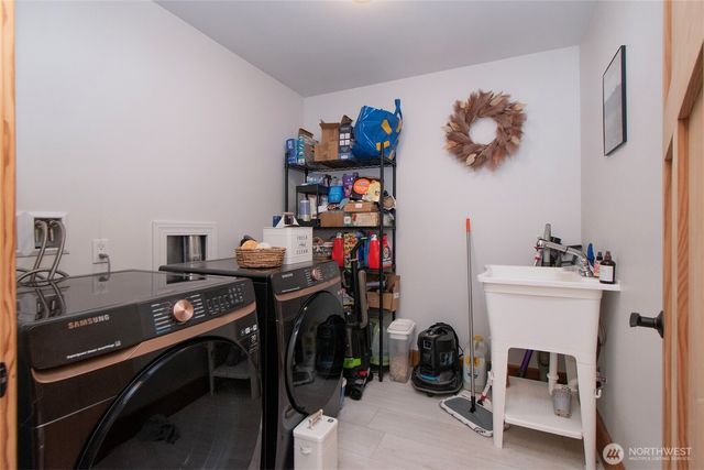 10 Gretas Place, Sequim, WA 98382