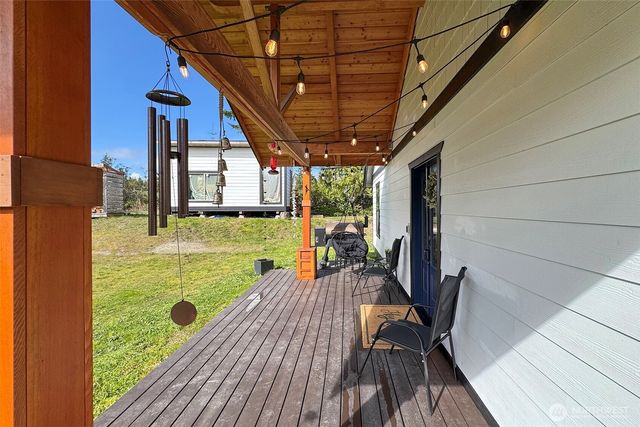 10 Gretas Place, Sequim, WA 98382