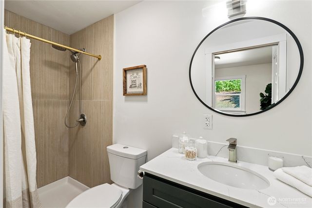 1527 Bloomington Avenue, Bremerton, WA 98312