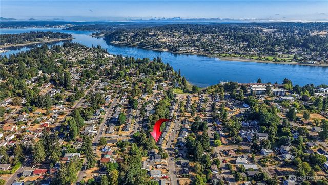 1527 Bloomington Avenue, Bremerton, WA 98312