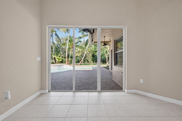 15601 SW 15th Street, Davie, FL 33326