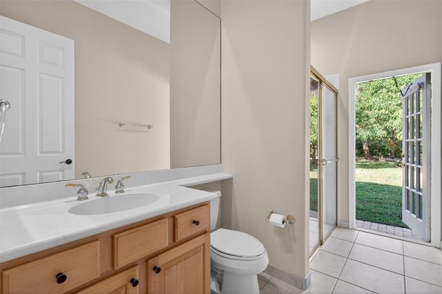 15601 SW 15th Street, Davie, FL 33326