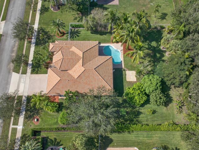 15601 SW 15th Street, Davie, FL 33326