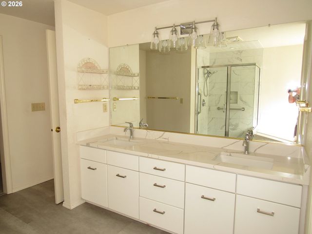15415 Se 35TH St, Vancouver, WA 98683