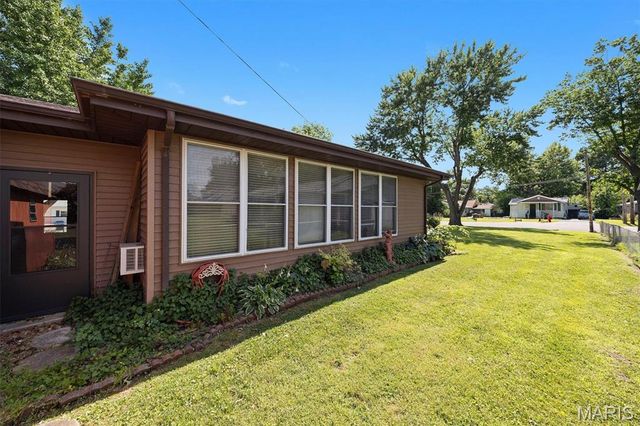 3804 John Glenn Drive, Granite City, IL 62040