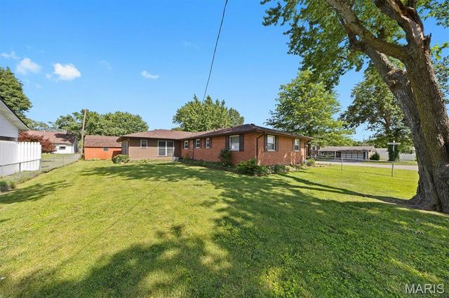 3804 John Glenn Drive, Granite City, IL 62040