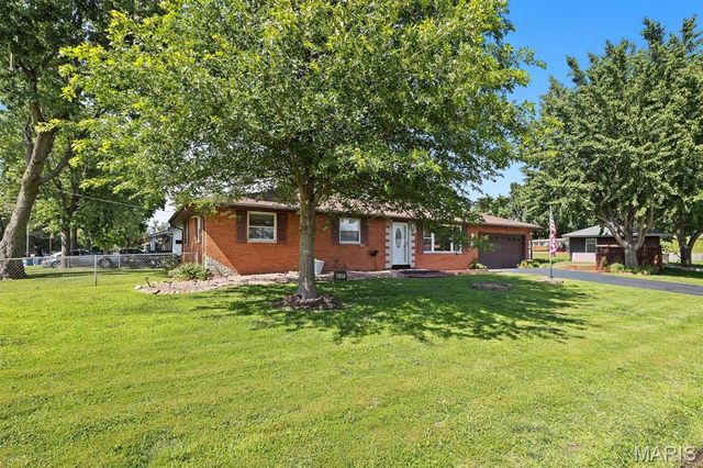 3804 John Glenn Drive, Granite City, IL 62040