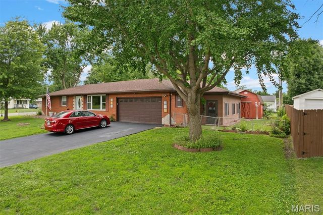 3804 John Glenn Drive, Granite City, IL 62040