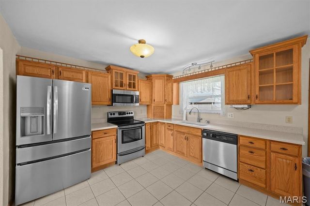 3804 John Glenn Drive, Granite City, IL 62040