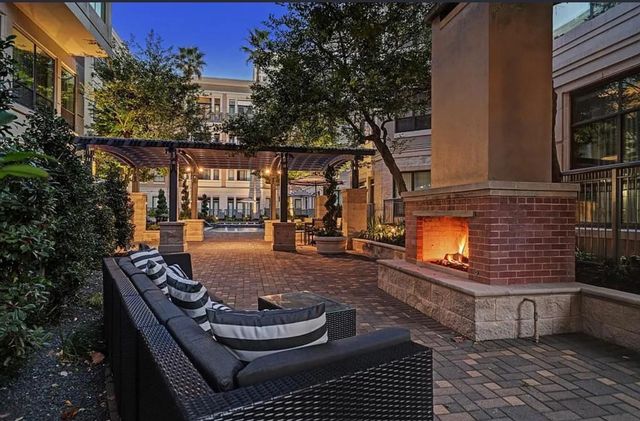 1901 Post Oak Boulevard 1116, Houston, TX 77056