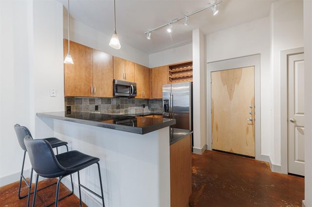 1901 Post Oak Boulevard 1116, Houston, TX 77056