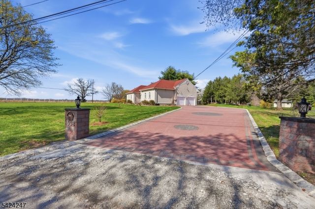 358 S Middlebush Rd, Franklin Twp., NJ 08873