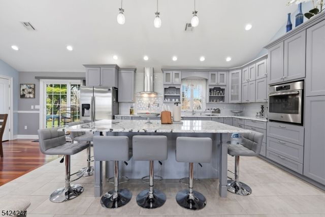 358 S Middlebush Rd, Franklin Twp., NJ 08873