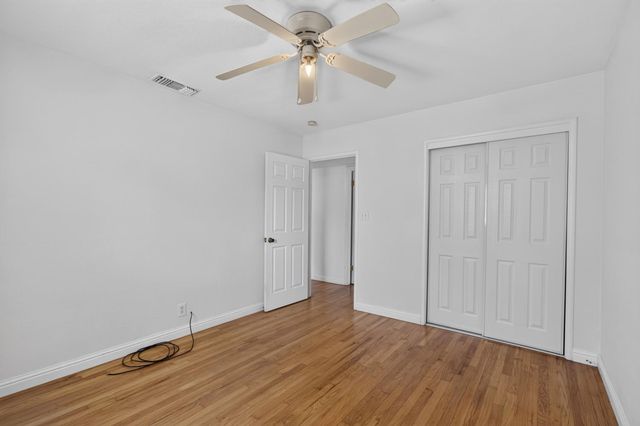 2432 E Richert Avenue, Fresno, CA 93726
