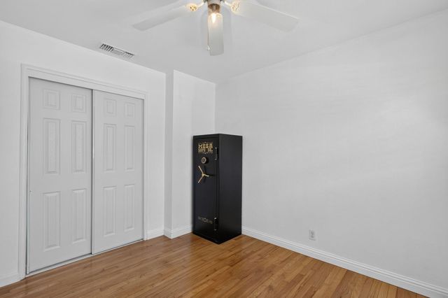 2432 E Richert Avenue, Fresno, CA 93726