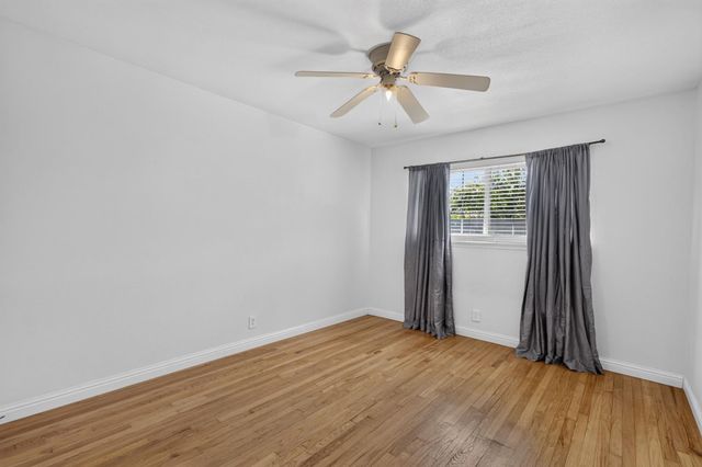 2432 E Richert Avenue, Fresno, CA 93726