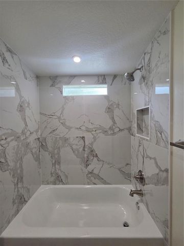 26616 JUNE AVENUE, Eustis, FL 32736