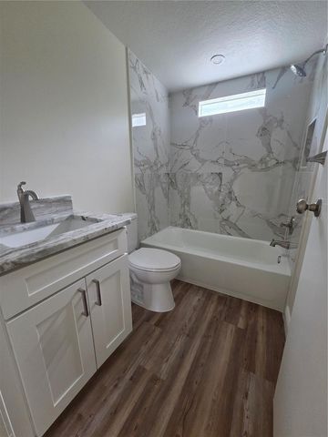 26616 JUNE AVENUE, Eustis, FL 32736