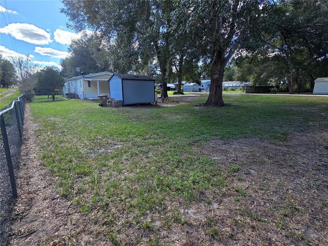 26616 JUNE AVENUE, Eustis, FL 32736