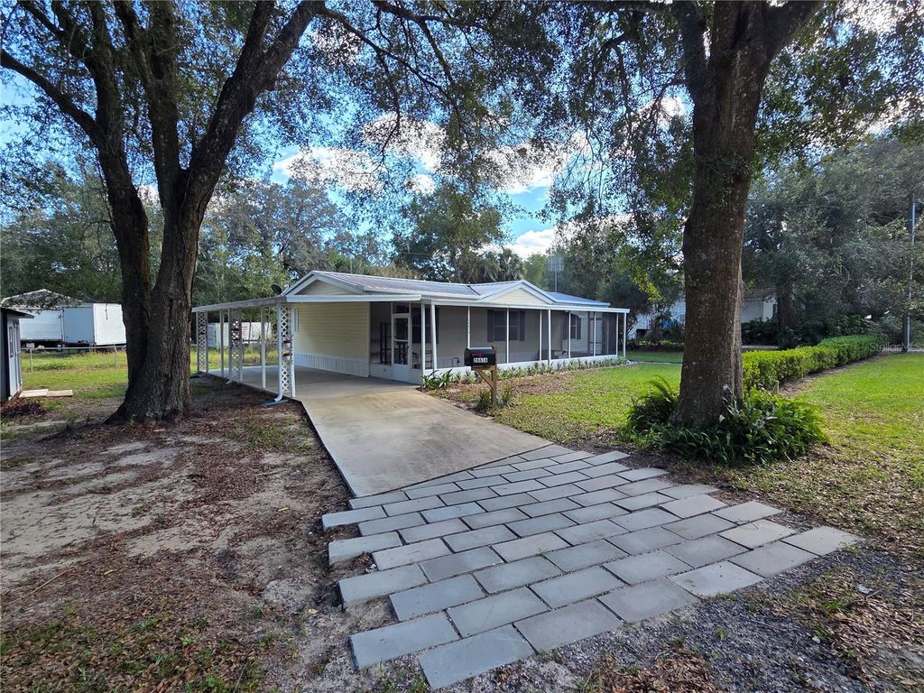 26616 JUNE AVENUE, Eustis, FL 32736