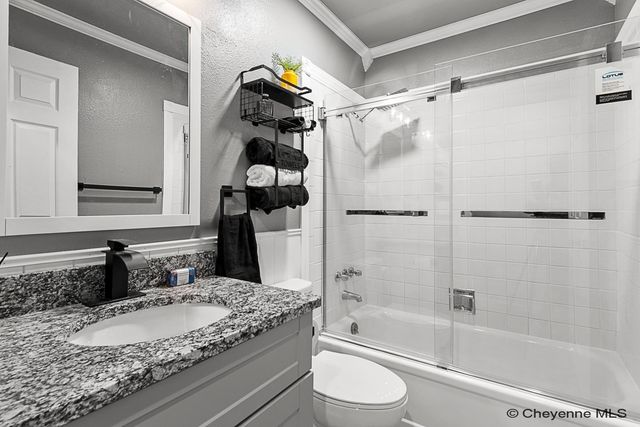 4330 POLK AVE, Cheyenne, WY 82001