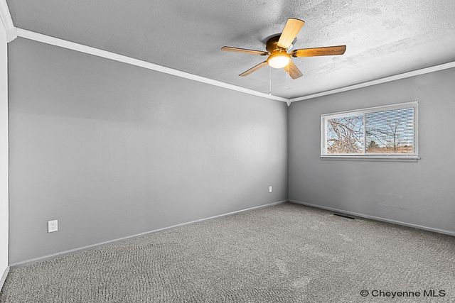 4330 POLK AVE, Cheyenne, WY 82001