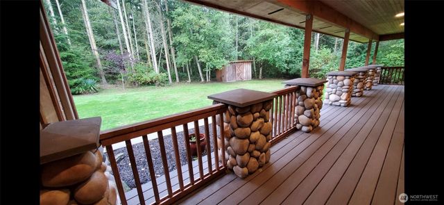 2057 Ocean Spray Lane, Oak Harbor, WA 98277