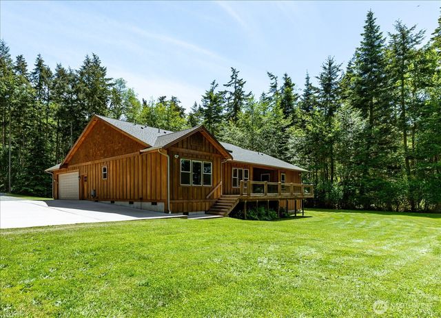 2057 Ocean Spray Lane, Oak Harbor, WA 98277