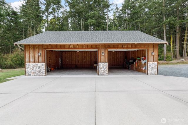 2057 Ocean Spray Lane, Oak Harbor, WA 98277