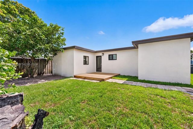 3620 SW 58th Avenue, West Park, FL 33023