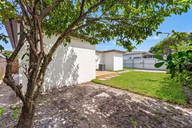 3620 SW 58th Avenue, West Park, FL 33023
