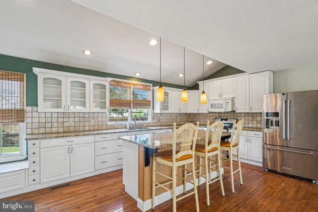 508 WEEKS AVENUE, Riverside, NJ 08075