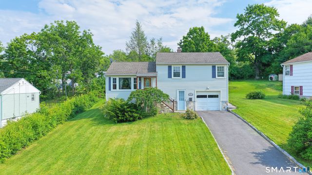 91 Mount Carmel Avenue, Waterbury, CT 06708